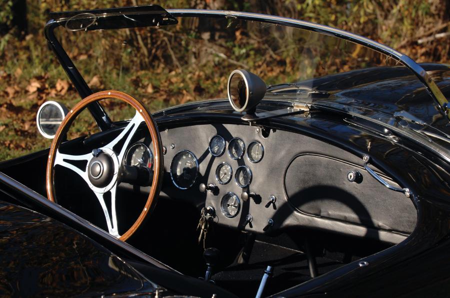  Shelby Cobra Factory Competition-Specification 1963 года  (фото 5 из 11)